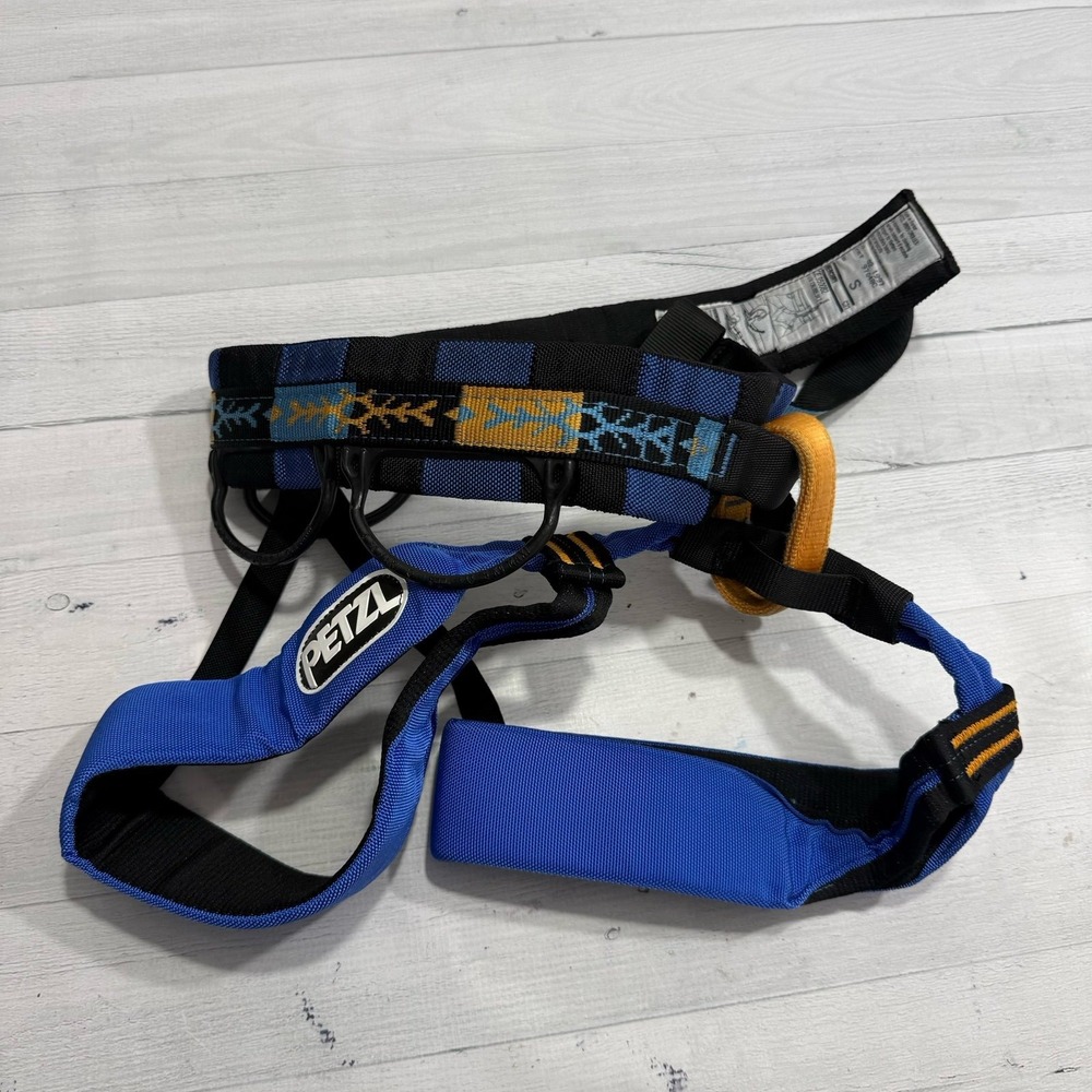 Petzl Mercury C31 vintage unisex rock climbing Harness size small